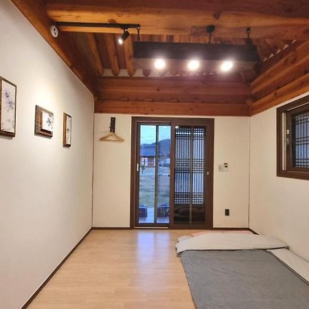 Gyeongju Hwarangroo Hotel Exterior photo