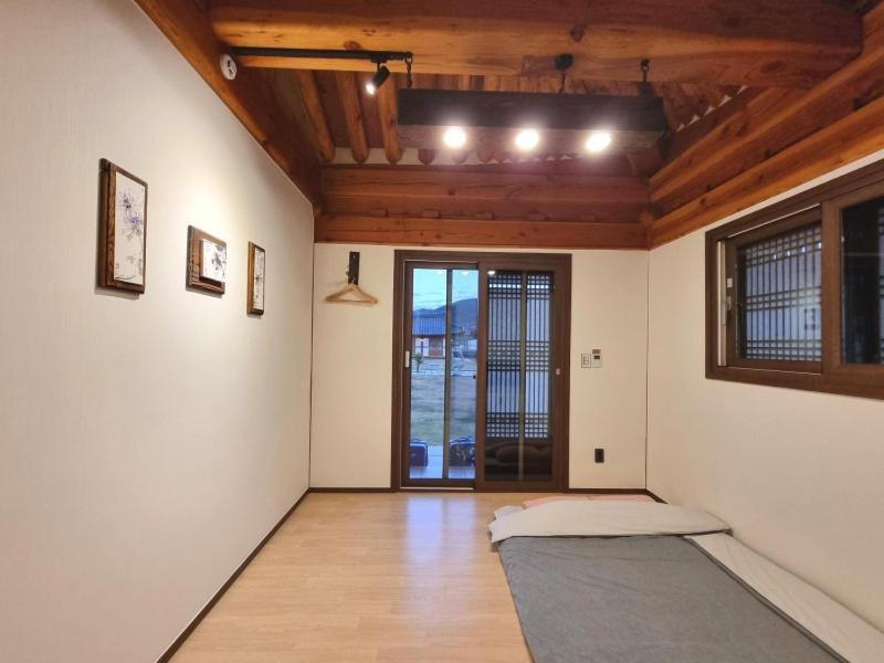 Gyeongju Hwarangroo Hotel Exterior photo